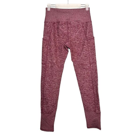 Kirkland Signature Pockets High Waisted Brushed Capri Leggings Red Medium - Picture 1 of 4